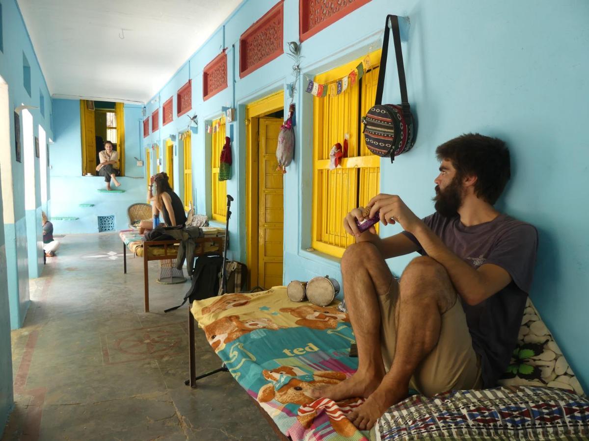 12 Monks Backpackers Community Hostel Pushkar Luaran gambar