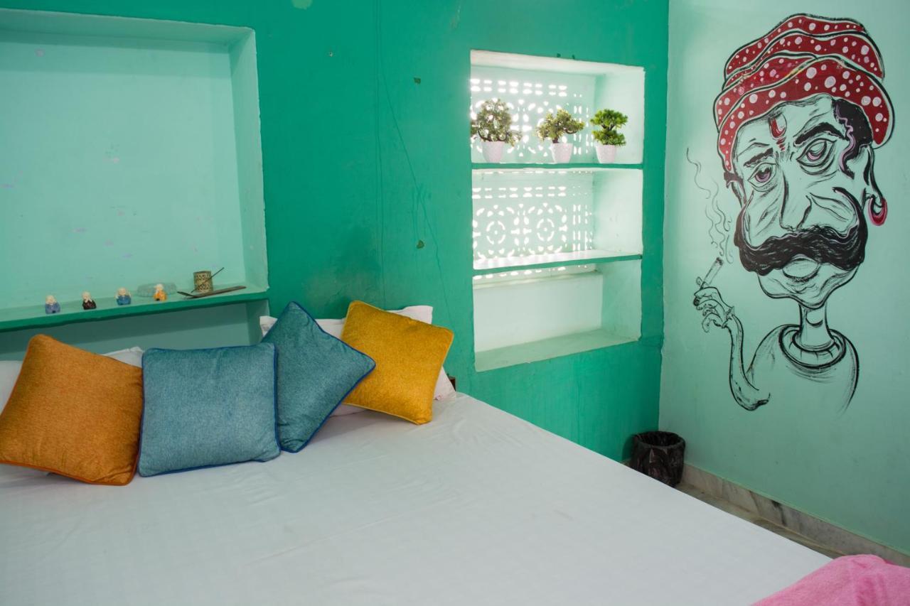12 Monks Backpackers Community Hostel Pushkar Luaran gambar
