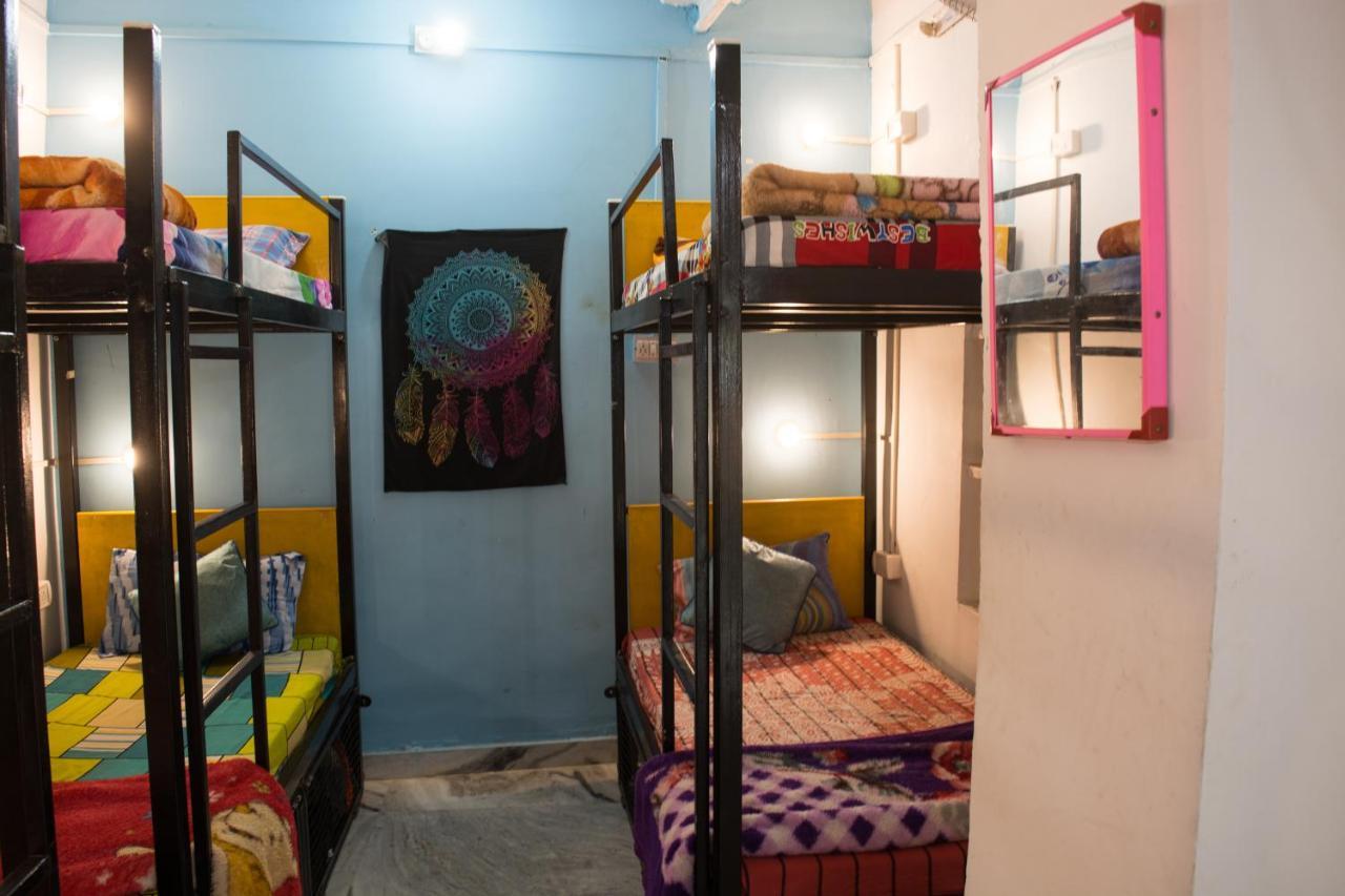 12 Monks Backpackers Community Hostel Pushkar Luaran gambar