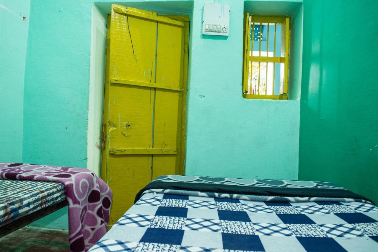 12 Monks Backpackers Community Hostel Pushkar Luaran gambar