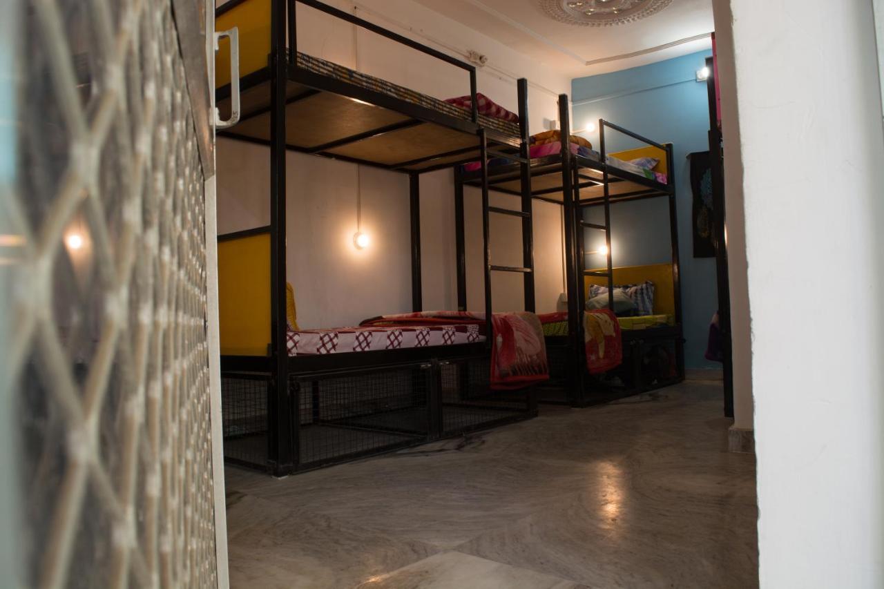 12 Monks Backpackers Community Hostel Pushkar Luaran gambar