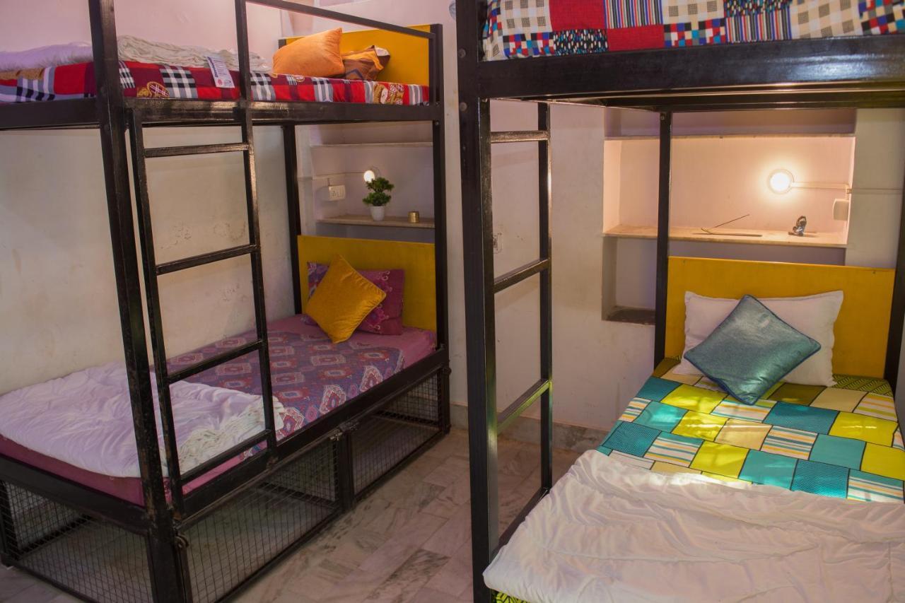 12 Monks Backpackers Community Hostel Pushkar Luaran gambar